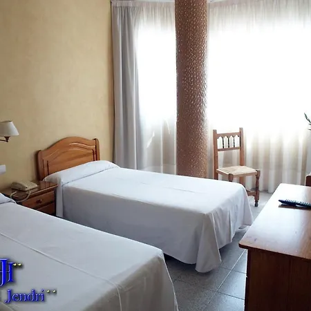 Jendri Hotel *
