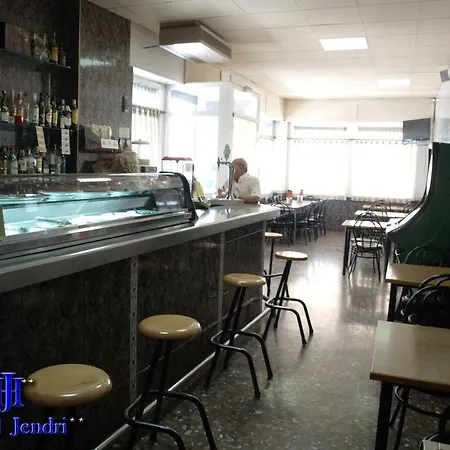 Jendri Hotel Almazora