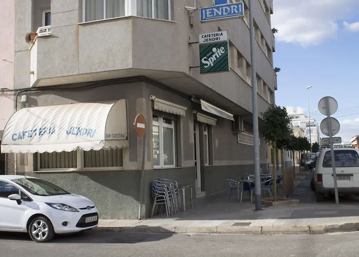 Jendri Hotel Almazora